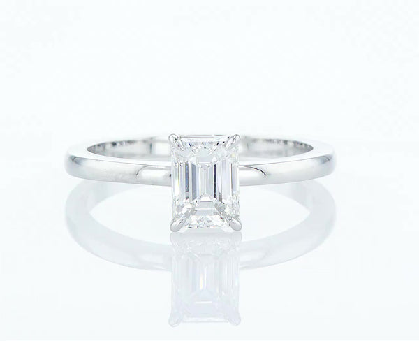 Classic emerald solitaire