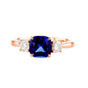 Blue saphir cushion cut & round diamonds on the sides
