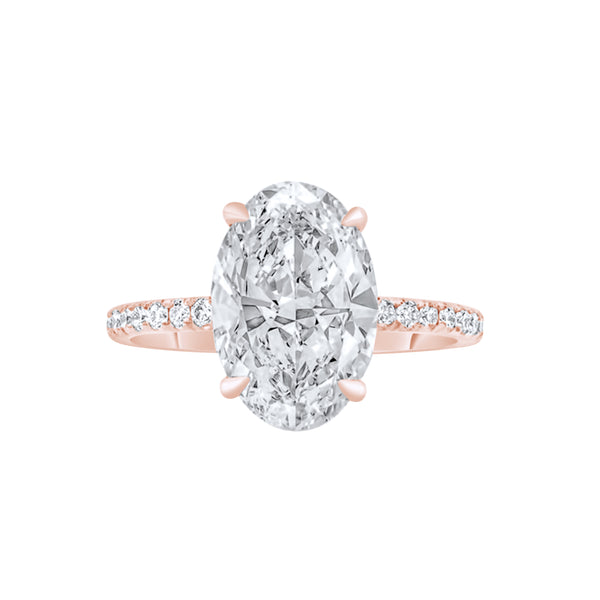 Oval cut with Pavé Band