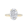 Oval cut with Pavé Band