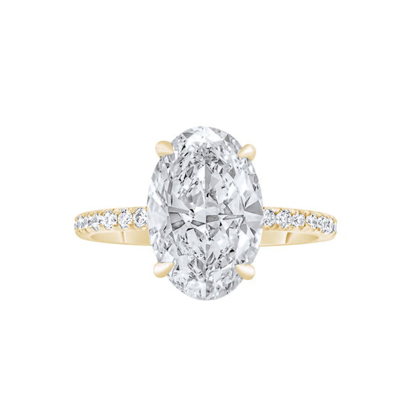 Oval cut with Pavé Band