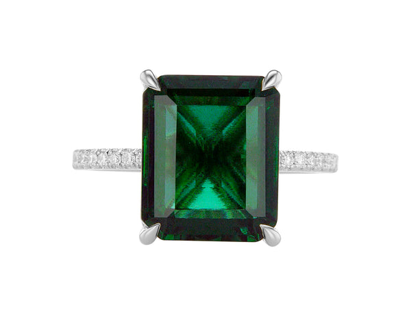 Green Emerald & Diamonds Ring