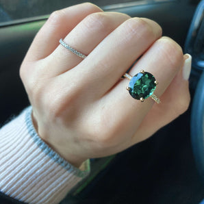 Green Emerald Oval Cut Ring